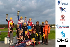 De wedstrijd podium - Mini Junioren met alle rijders